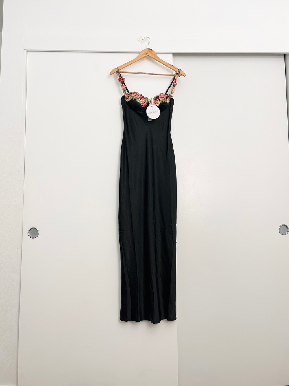 NWT Selfie Leslie Rose Garden Maxi Dress Size Small